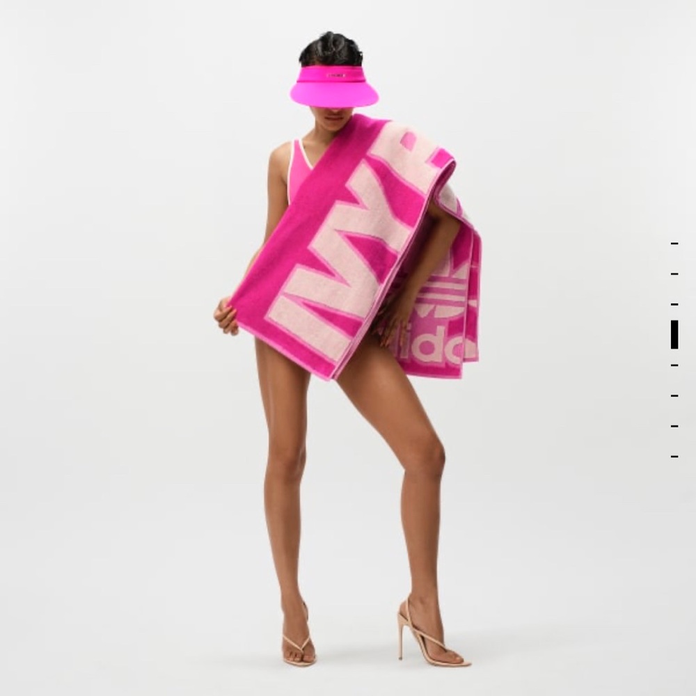 IVY PARK TOWEL